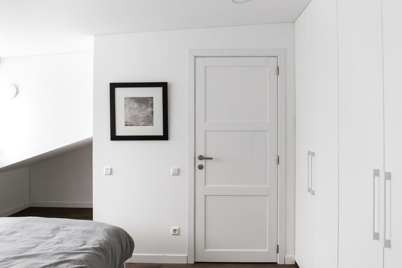Deluxe Apartments By Hostlovers Каунас Екстериор снимка
