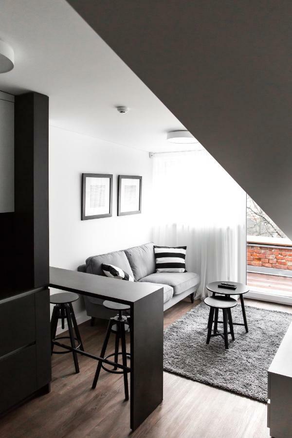 Deluxe Apartments By Hostlovers Каунас Екстериор снимка